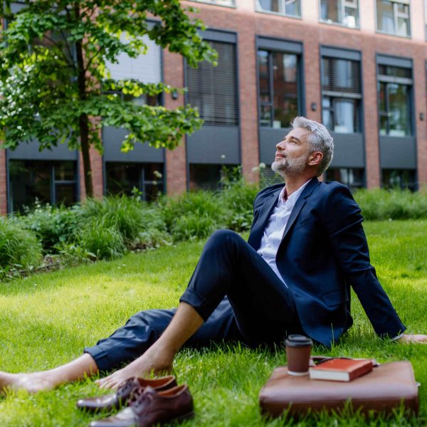 Brennende Speiseröhre & Co: So zeigen sich GERD-Symptome