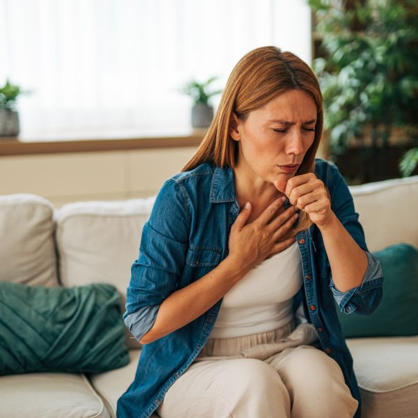 Stiller Reflux: Symptome, Ursachen und was helfen kann